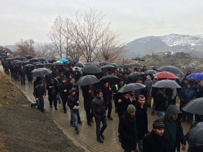 Fırat Kalkanı Şehidine Son Görev