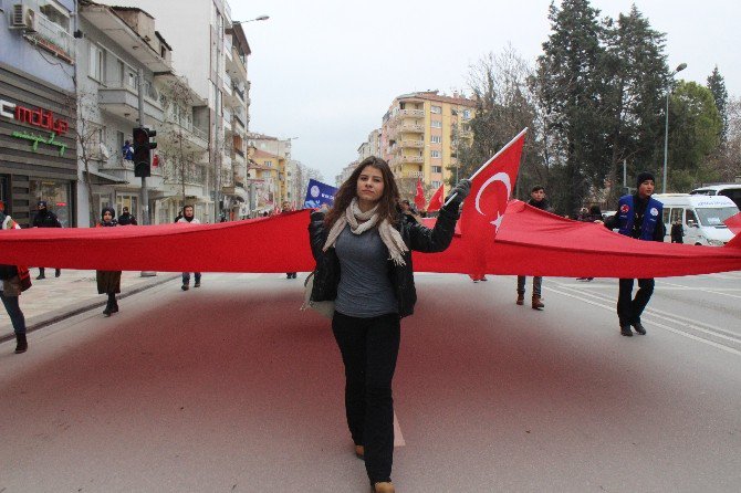 Denizlili Vatandaşlar Sarıkamış Şehitleri Anısına Yürüdü