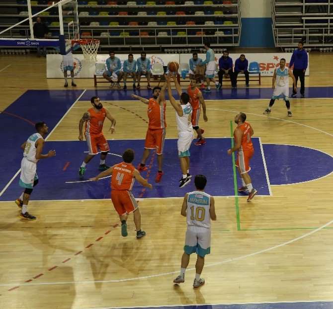 Haliliye Basketbol Ekibi, Silifke’yi Farklı Geçti