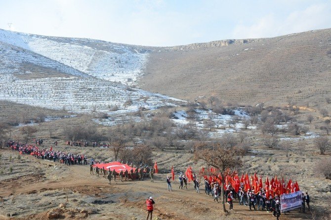 Malatya’da ‘Sarıkamış Şehitlerini Anma Yürüyüşü’ Yapıldı