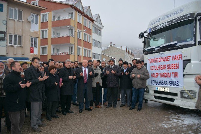 Koyulhisar’dan Halepliler’e 1 Tır Yardım Gönderildi