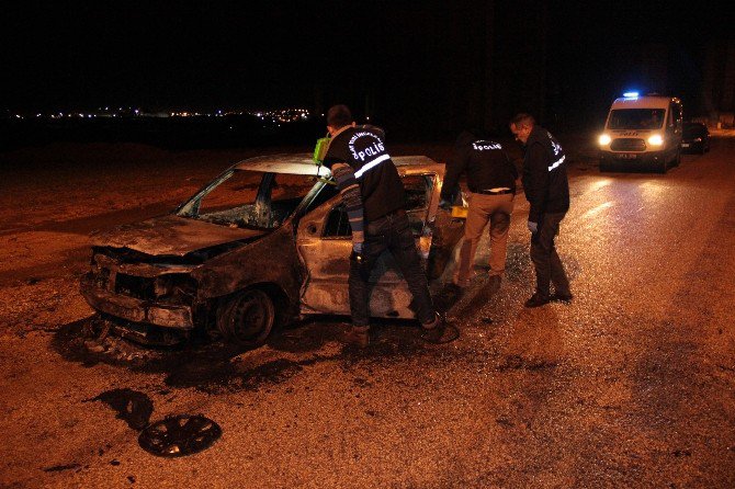 Adana’da Taksiciyi Dövüp, Daha Sonra Aracını Yaktılar