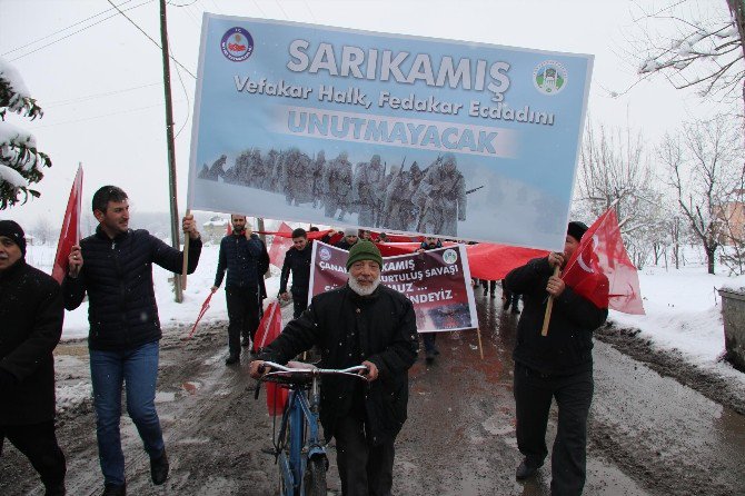 Akyazı’da Şehitleri Anma Yürüyüşü Gerçekleşti