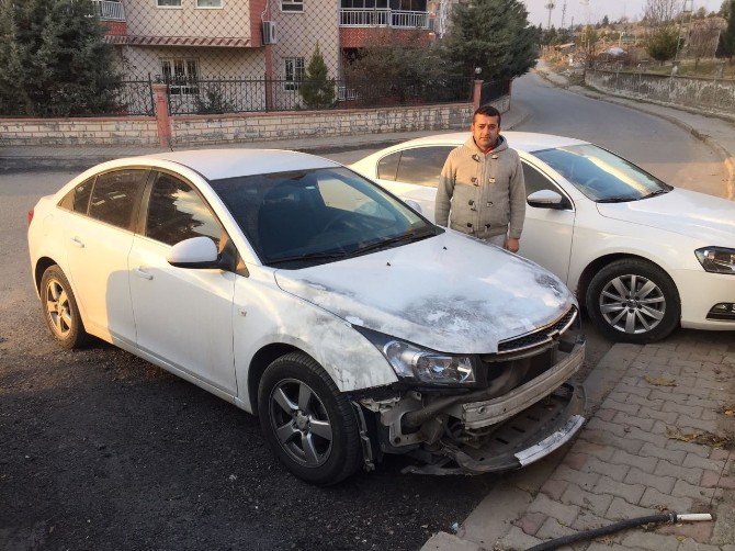 Hırsızlar Park Halindeki Aracın Tamponunu Çaldı