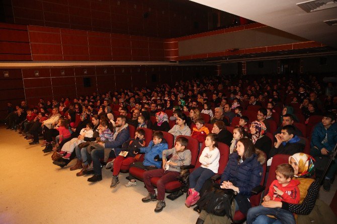 Çocukların Tiyatrosu Büyükşehir’den