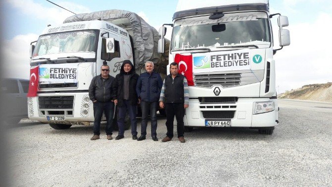 Fethiye Belediyesi’nin Yardım Tırları Türkmenlere Ulaştı