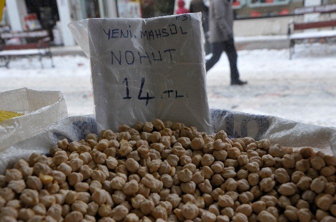 Nohut Fiyatı Bir Değil Bin Kere Baktırıyor