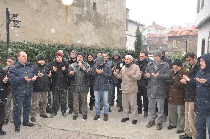 İnebolu’da Toplanan Yardımlar Halep’e Uğurlandı