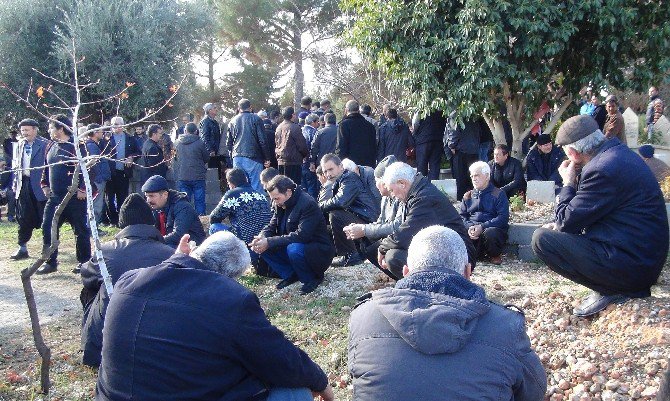 Kartal Adliyesi’nde İntihar Eden Polis Memuru Toprağa Verildi