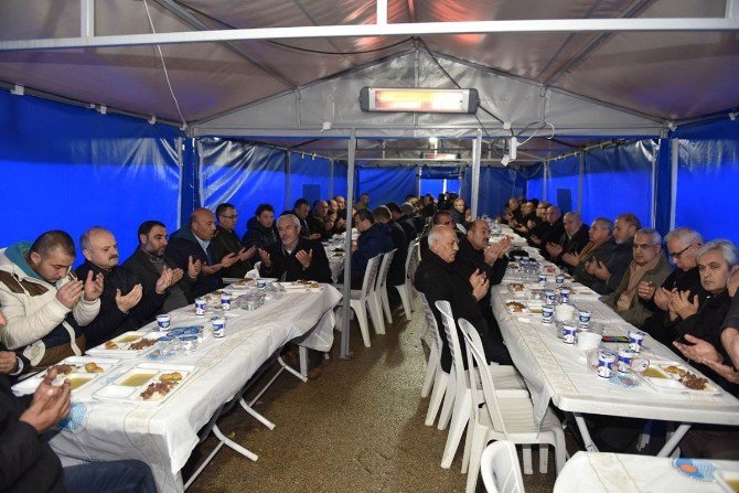 İstanbul Reina Saldırısında Şehit Olan Polis Memuru Burak Yıldız İçin Mevlit Okundu