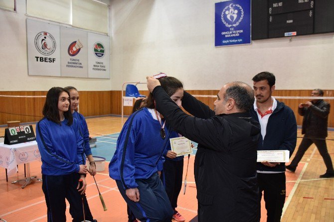 Badminton Müsabakaları Sona Erdi