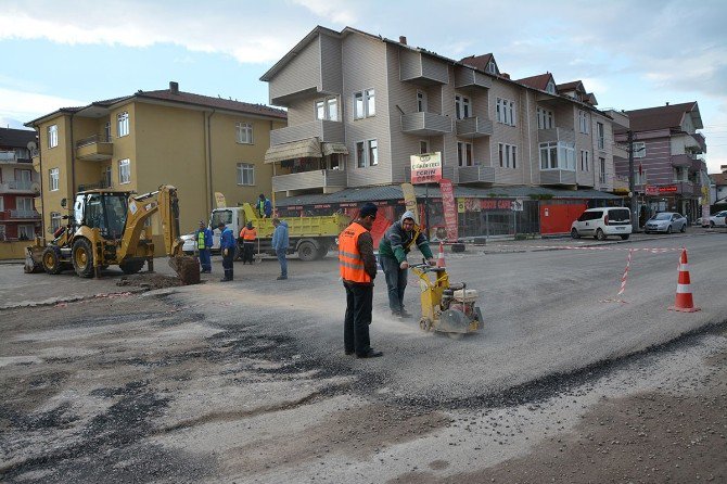 Ataevler Mahallesinde Hummalı Çalışma