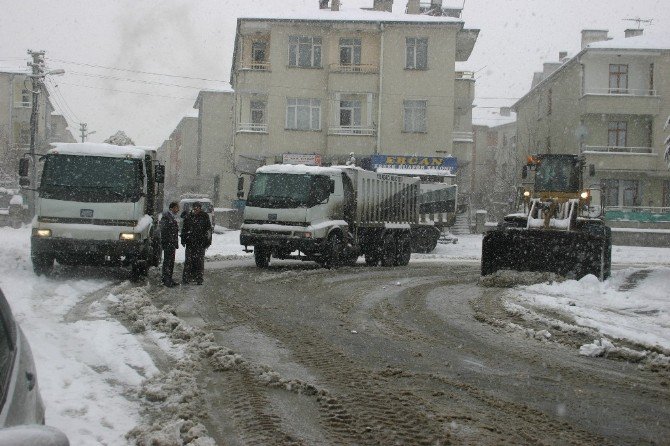 Melikgazi’de Kesintisiz Ulaşım Devam Ediyor