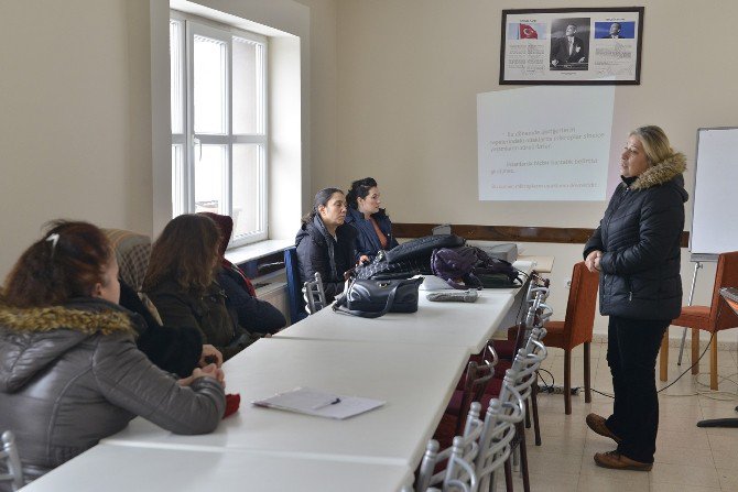 Tepebaşı’nda Sağlık Eğitimleri Devam Ediyor