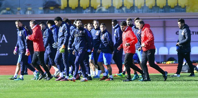 Trabzonspor Çalışmalarını Sürdürüyor