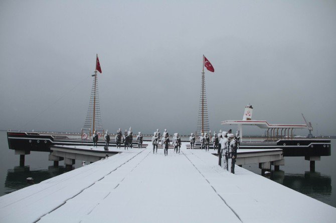 Samsun Kar Altında