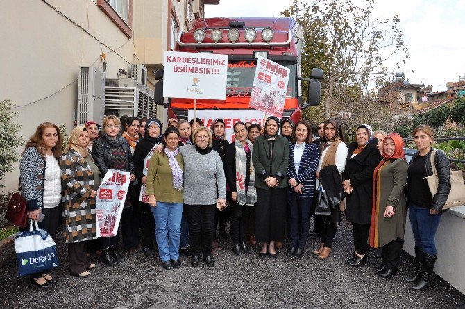 Ak Parti Kadın Kolları’nın Yardım Tırı Yola Çıktı