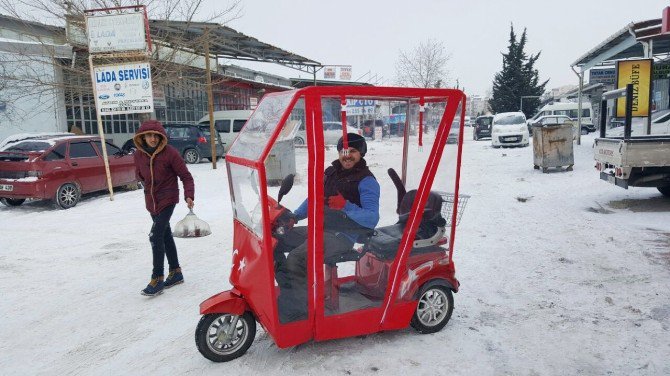 Engelli Vatandaşlar Soğuk Geçirmez Branda İle Korunacak