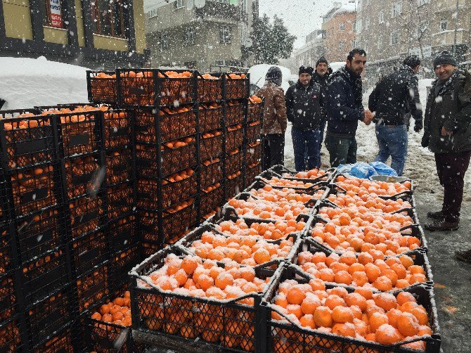 Soğuk Hava Pazarcıyı Vurdu