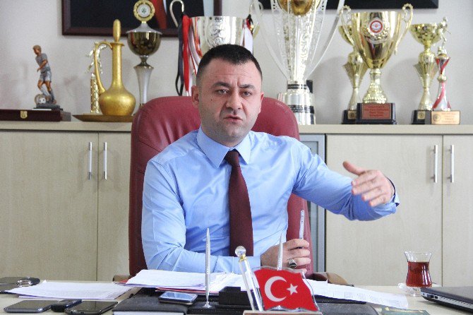 Metehan Babaş: "Bambaşka Bir Kastamonuspor Olacak"