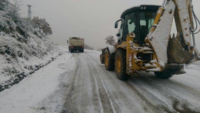 Alaşehir’de Kar Eğitime Engel Olmadı