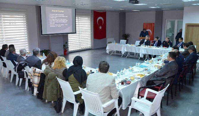 Başkan Bakıcı, Birim Müdürlerinden 2016 Yılı Faaliyetlerini Dinledi