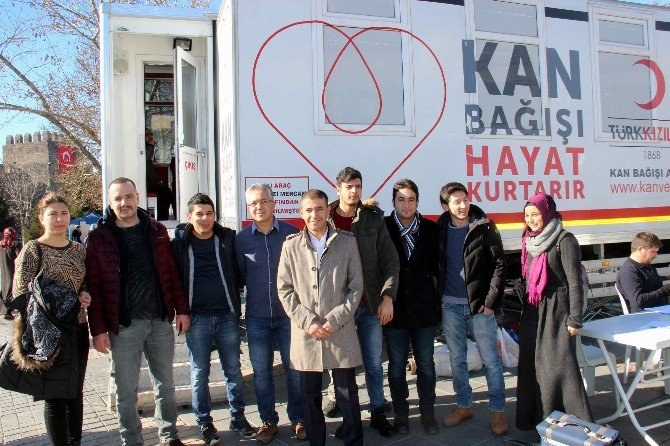 112 Personelinden Kan Bağışı