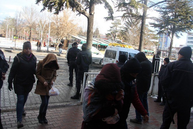 Bolu’da Pkk Operasyonunda 12 Öğrenci Adliyeye Sevk Edildi