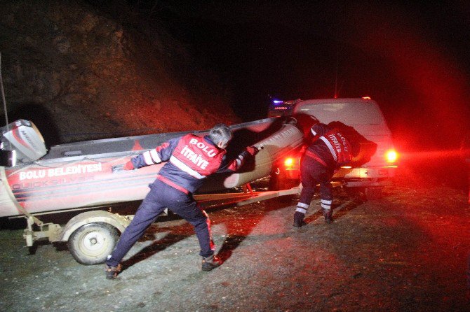 Balık Tutmak İsteyen 2 Kişi Baraj Gölünde Kayboldu