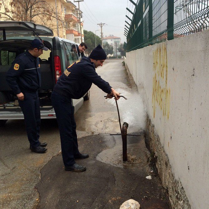 Hidrantlar Bakımdan Geçti