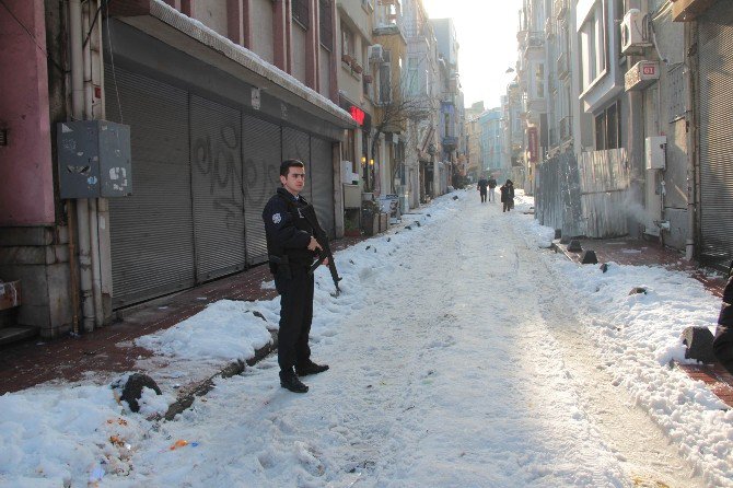 Beyoğlu’nda Rehine İddiası Polisi Hareket Geçirdi