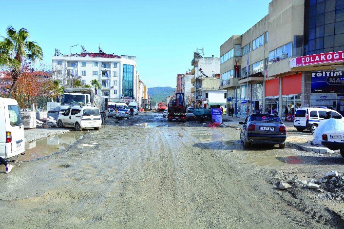 Dalaman’da Atatürk Caddesi Yenileniyor