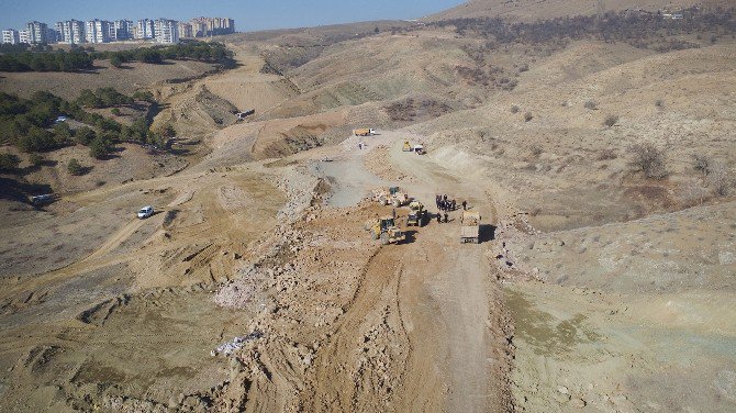 Başkan Yanılmaz, Kuzey İmar Yolundaki Çalışmaları Yerinde İnceledi