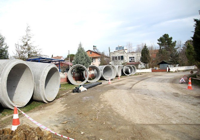 Gölkent’e Dev Yağmursuyu Hattı Montajı Sürüyor