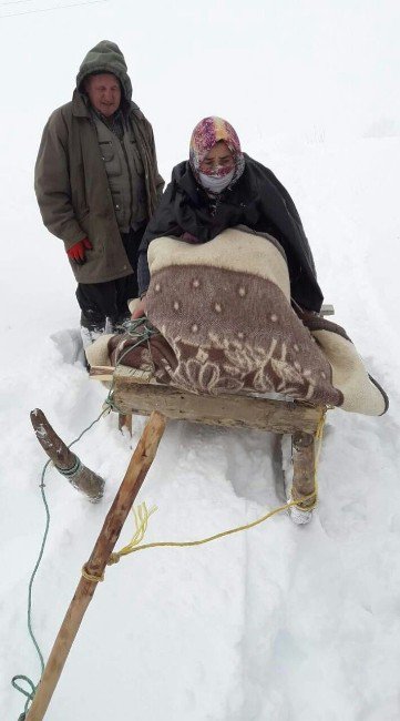 Kahramanmaraş’ta Kızakla Hasta Nakli