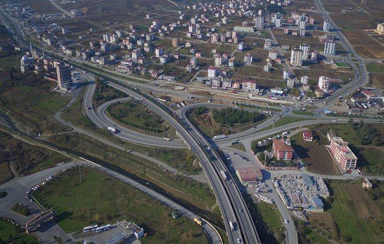 Tekkeköy’deki Viyadük Ve Kavşak Çalışmasının Yüzde 49’u Tamam