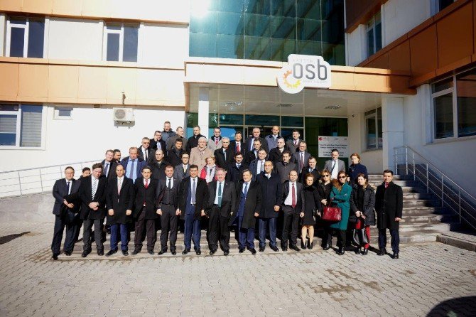 Banka Yöneticileri Osb’de Buluştu