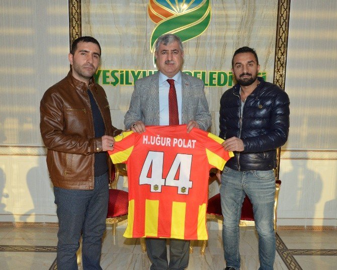 Malatyaspor Derebeyleri Taraftarlar Derneği Polat’ı Gecesine Davet Etti