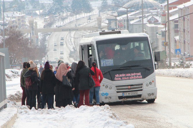 Bilecik’te Öğrencilerin Minibüs Çilesi