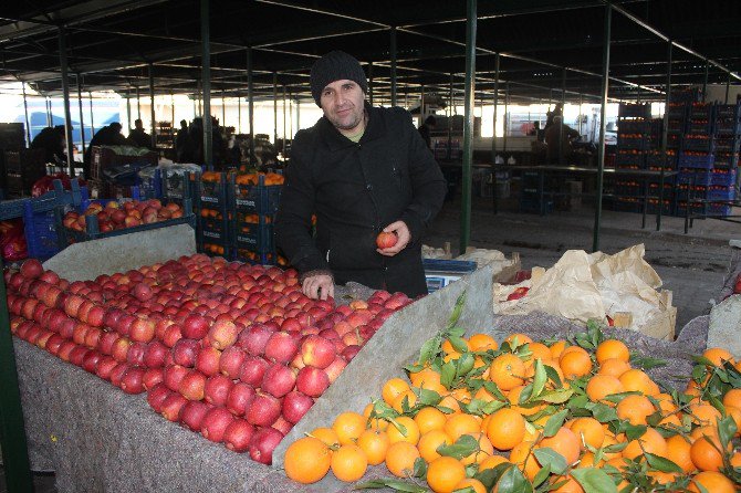 Soğuk Hava Semt Pazarlarını Vurdu