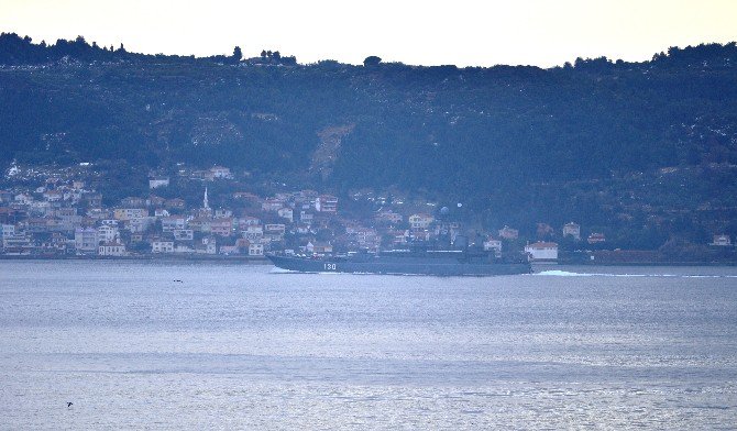 Rus Savaş Gemisi Çanakkale Boğazı’ndan Geçti