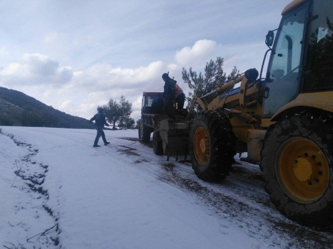 Alaşehir Belediyesi Yol Açma Çalışmalarına Devam Ediyor