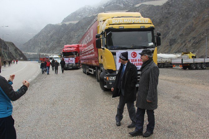 Artvin’den Halep’e Yardım Tır’ları Yola Çıktı