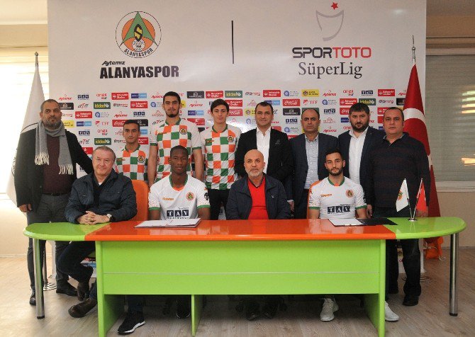 Aytemiz Alanyaspor, Glynor Plet Ve Emre Nefiz’i Renklerine Bağladı