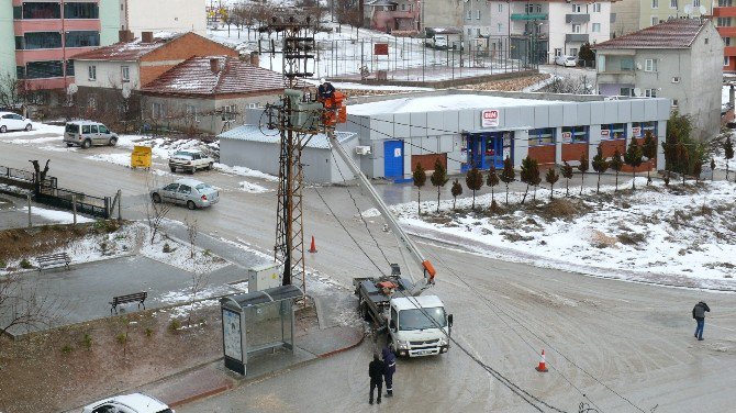 Bilecik’teki Elektrik Kesintileri Vatandaşı Çileden Çıkardı