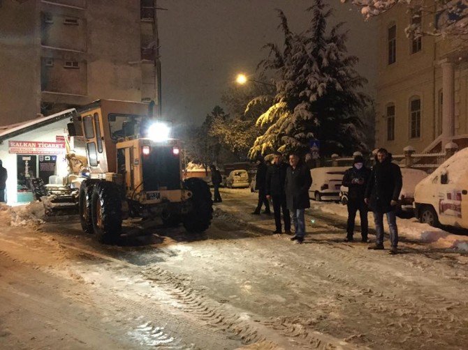 Kırklareli’nde Kar Temizliği Devam Ediyor