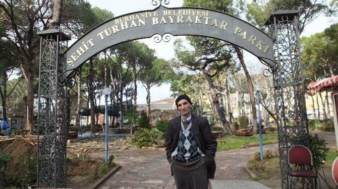 Burhaniye’de Şehit Turhan Bayraktar Parkı Yenileniyor