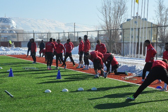 Sandıklıspor İkinci Yarıya Isparta Davraz Maçı İle Başlayacak