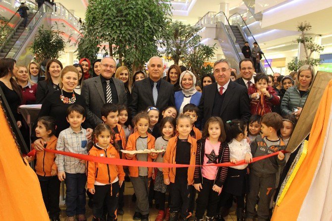 Tekden İlkokulu’ndan ’Hayallarin Dili’ Sergisi