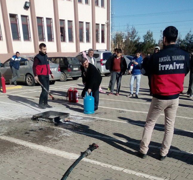 Adıyaman ‘Da İş Sağlığı Ve Güvenliği Uzmanlarına Yangın Eğitimi Verildi